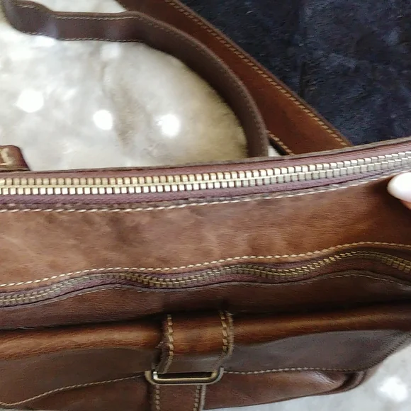 Roots Saddle Crossbody Bag - Picture 10 of 13